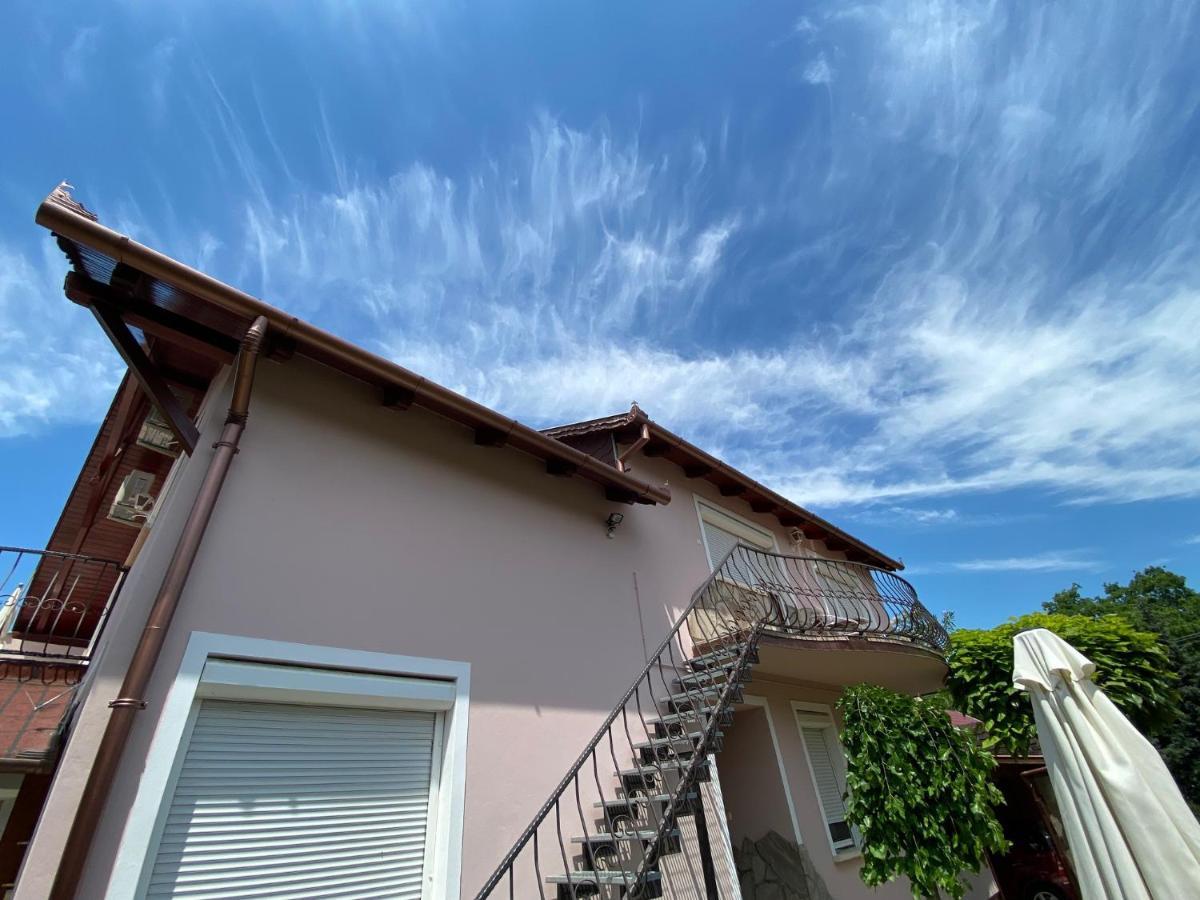 Do-Ti Apartmanház Balatonlelle Dış mekan fotoğraf