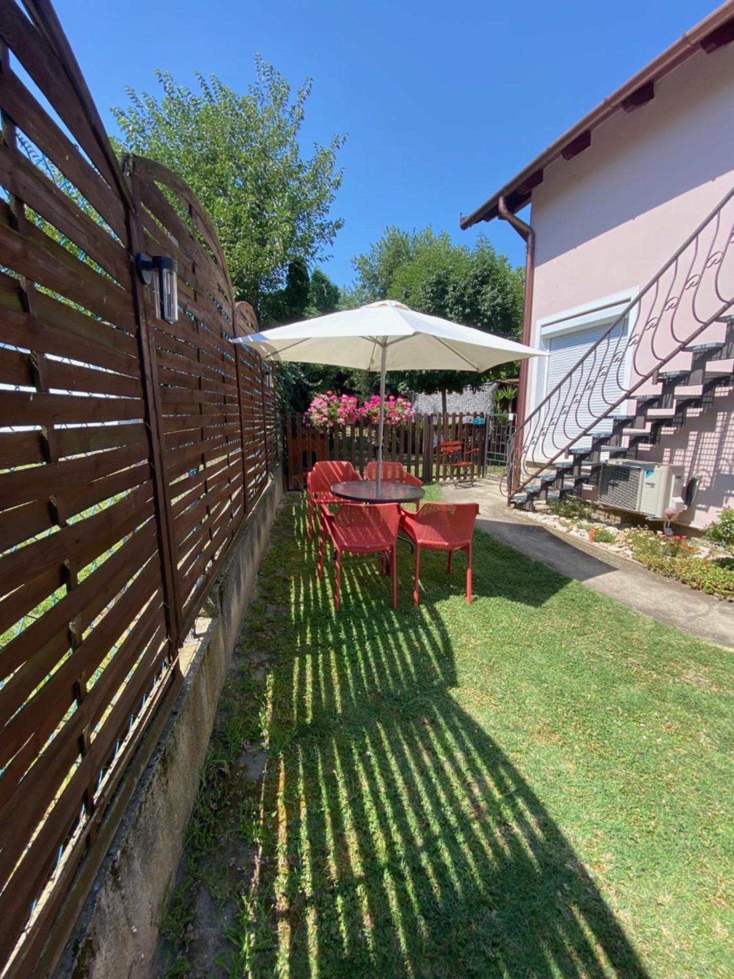 Do-Ti Apartmanház Balatonlelle Dış mekan fotoğraf
